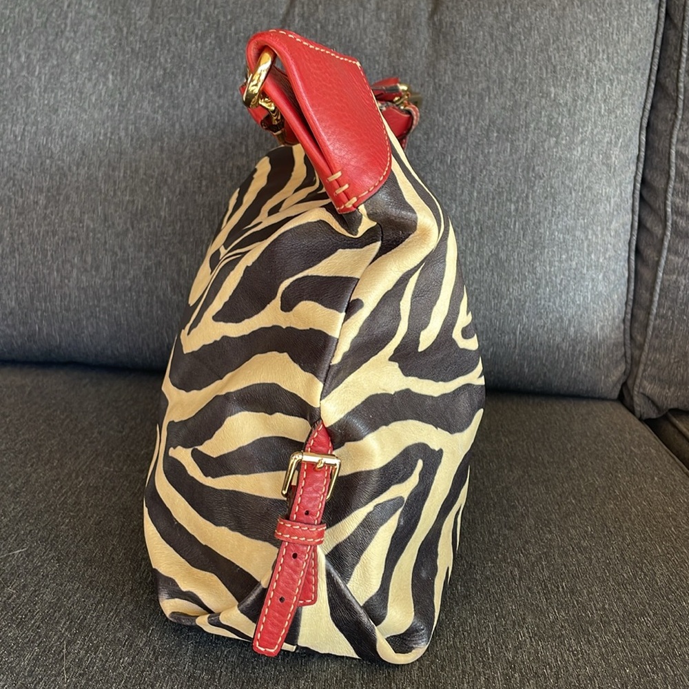 Dooney & Bourke Zebra Print Leather Bag vintage 14x16” - Picture 4 of 15
